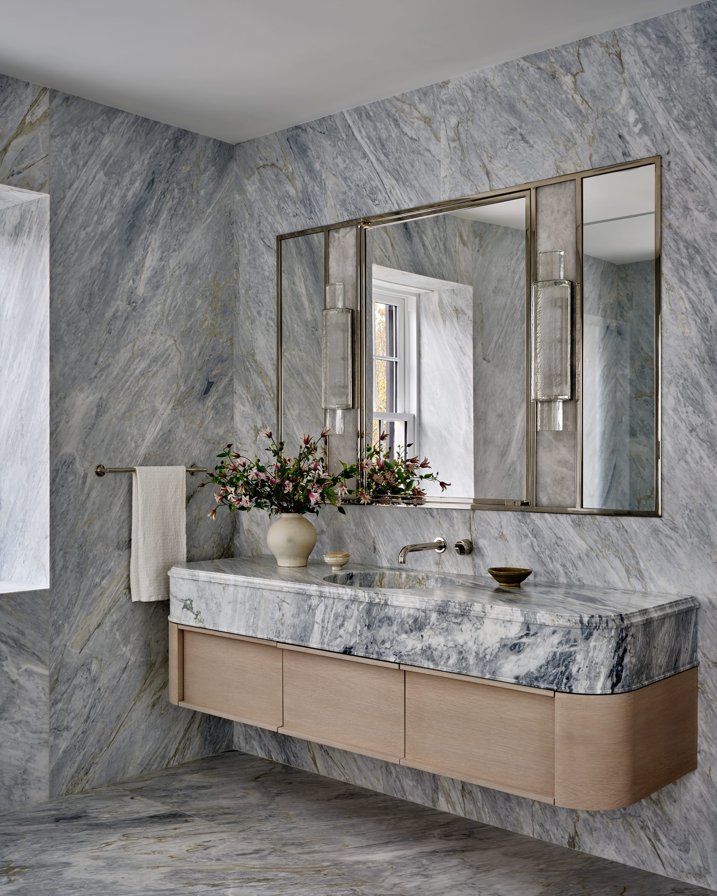 17. Sculpted Serenity: the Art Of Marble Meets Minimalist Elegance