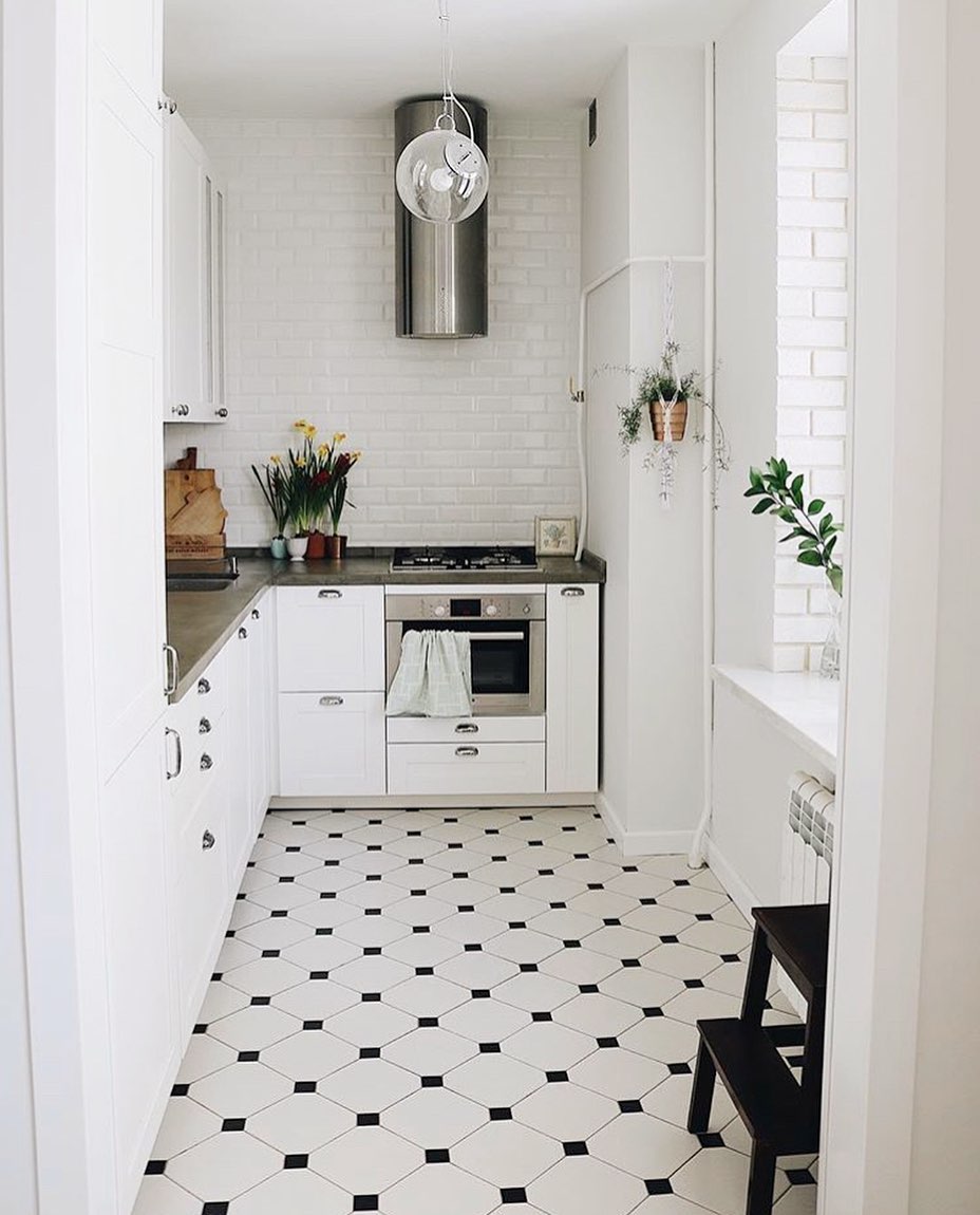 52. Echoes Of Elegance: a Modern Mosaic In Miniature