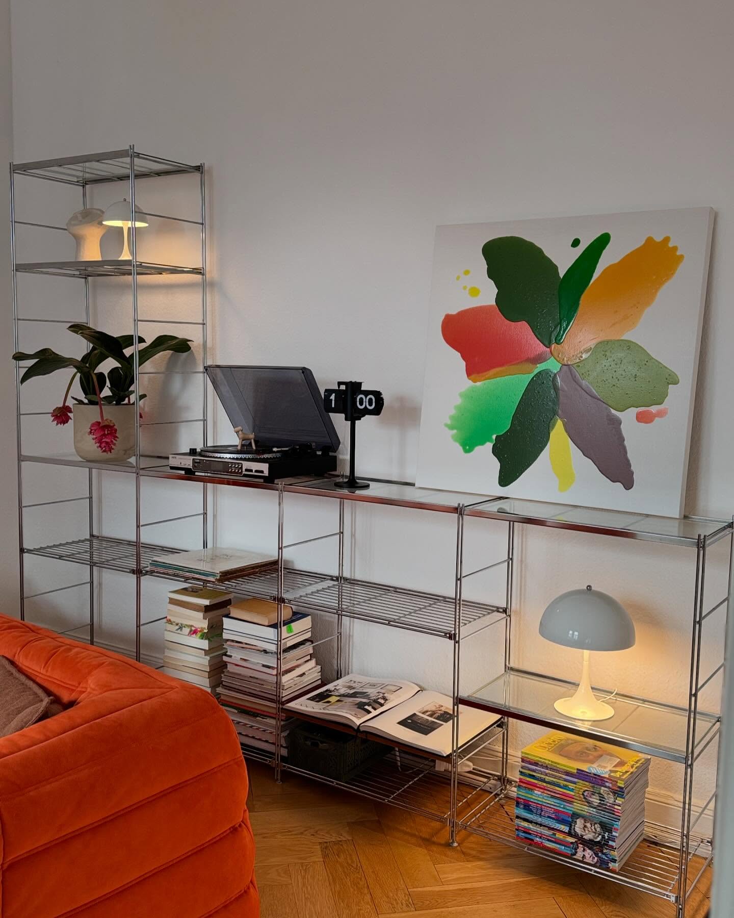 12. the Eclectic Minimalist: Bold Color Meets Functional Design