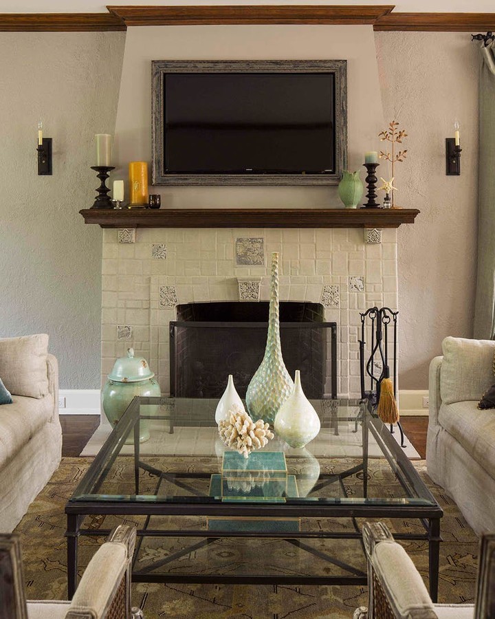 19. Luminous Harmony: Where Coastal Elegance Meets Modern Comfort