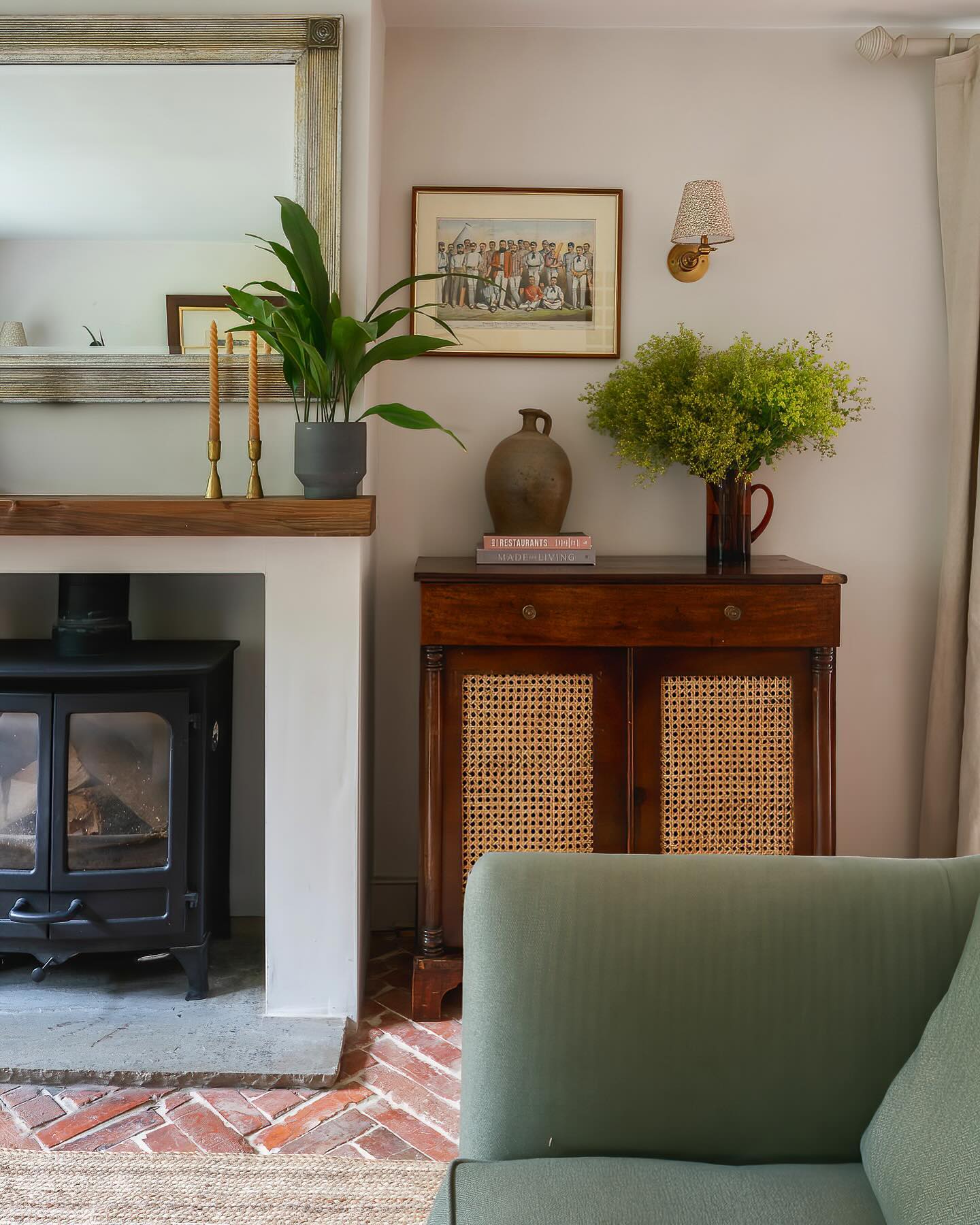 4. Meets Modern Warmth