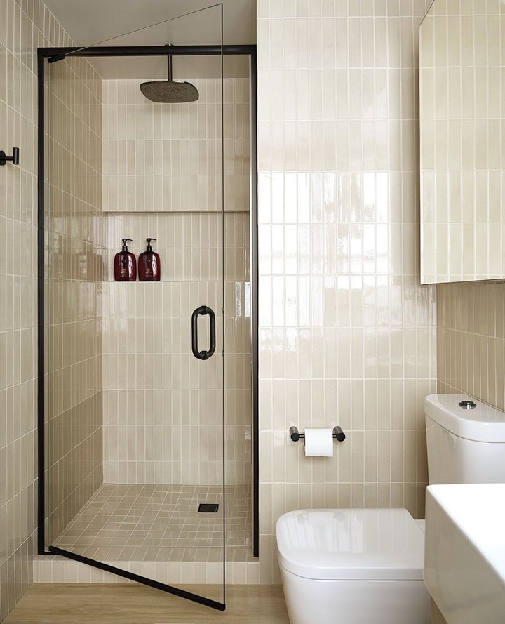 45. Minimalist Serenity Meets Bold Elegance