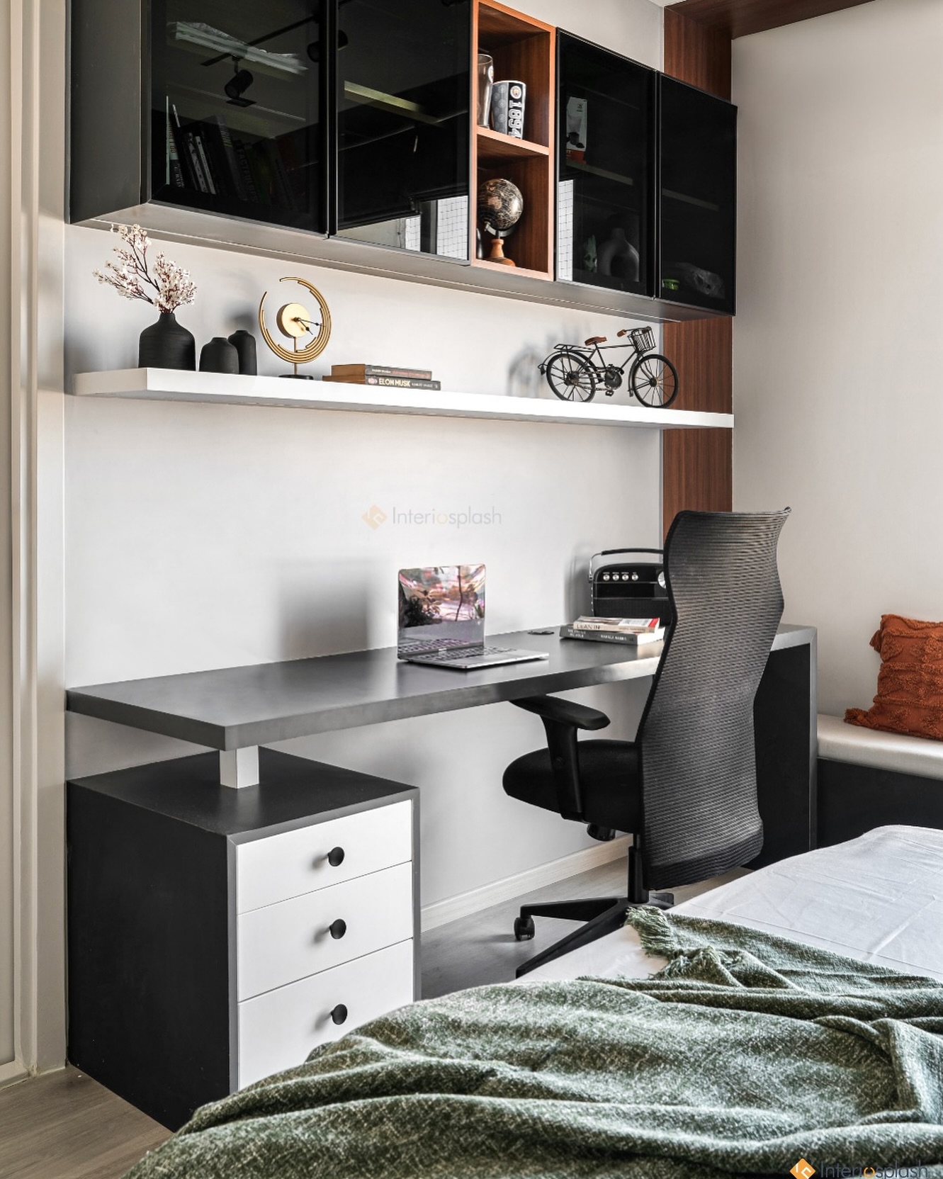 19. Sleek Serenity: Merging Comfort and Productivity In Modern Spaces