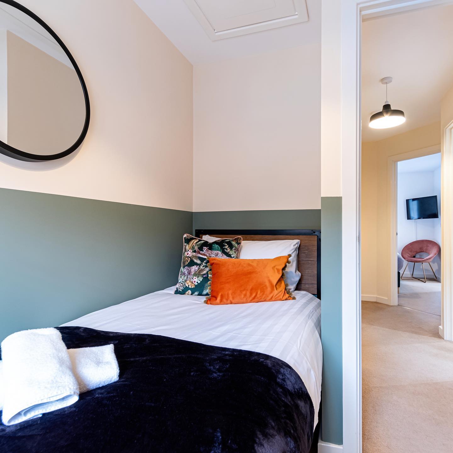 16. the Crimson Curtain Canopy and Vintage Trunk Bedside Fusion