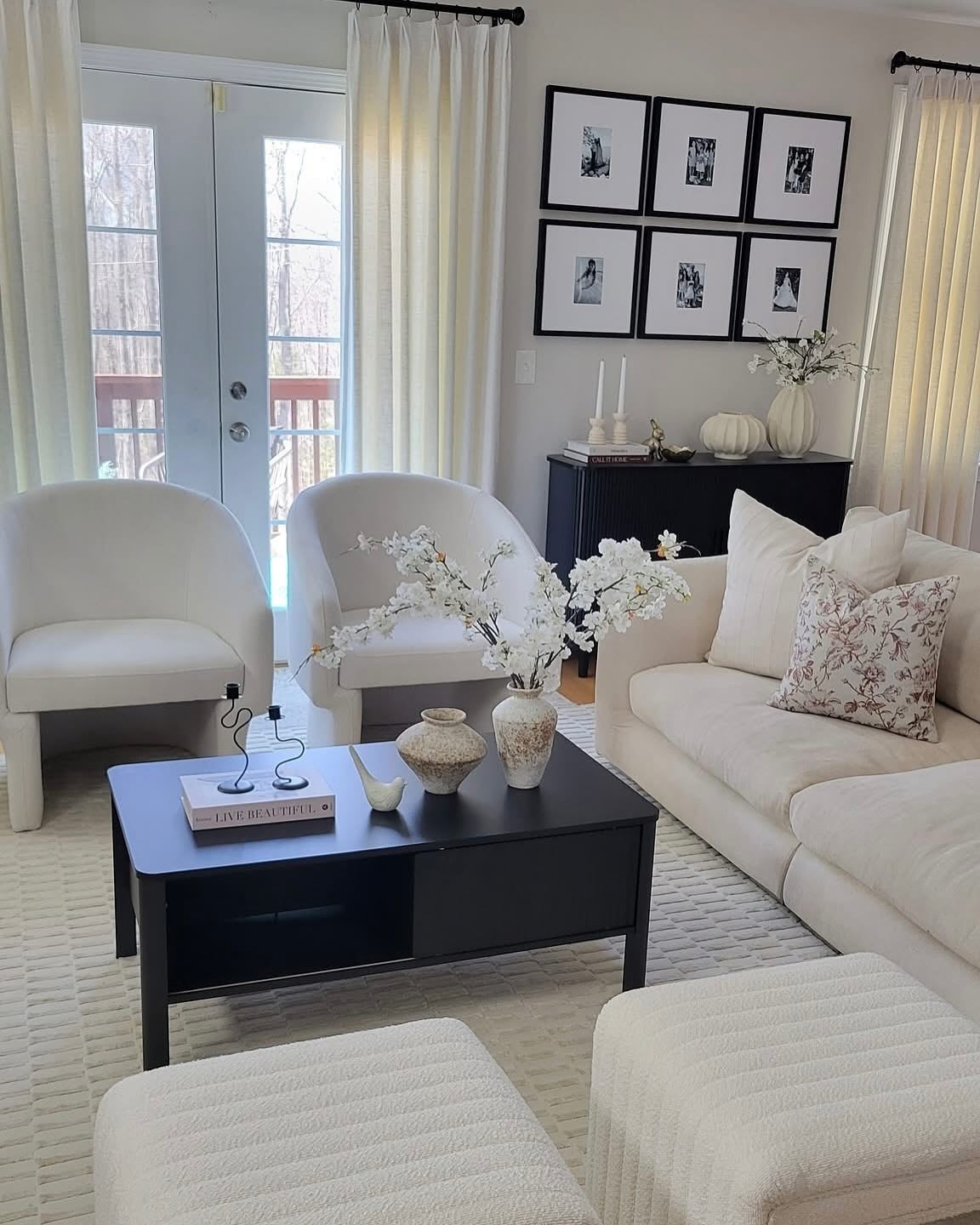 40. Cozy Minimalism Meets Modern Elegance