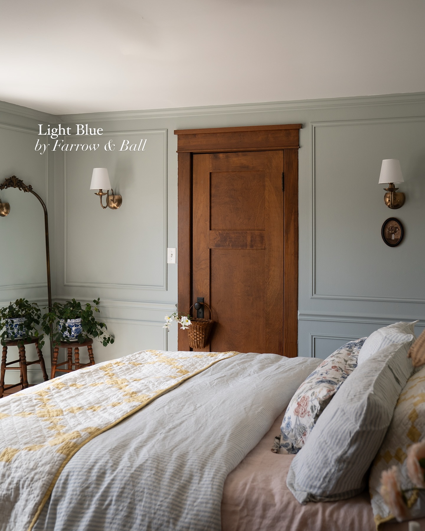 28. Antique Brass Bed and Lace Curtains: a Nostalgic Haven