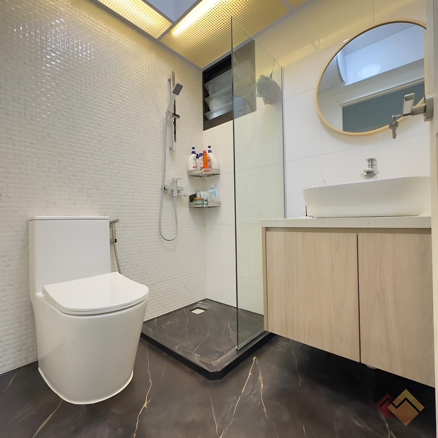 6. Elegant Minimalism Meets Bold Contrast