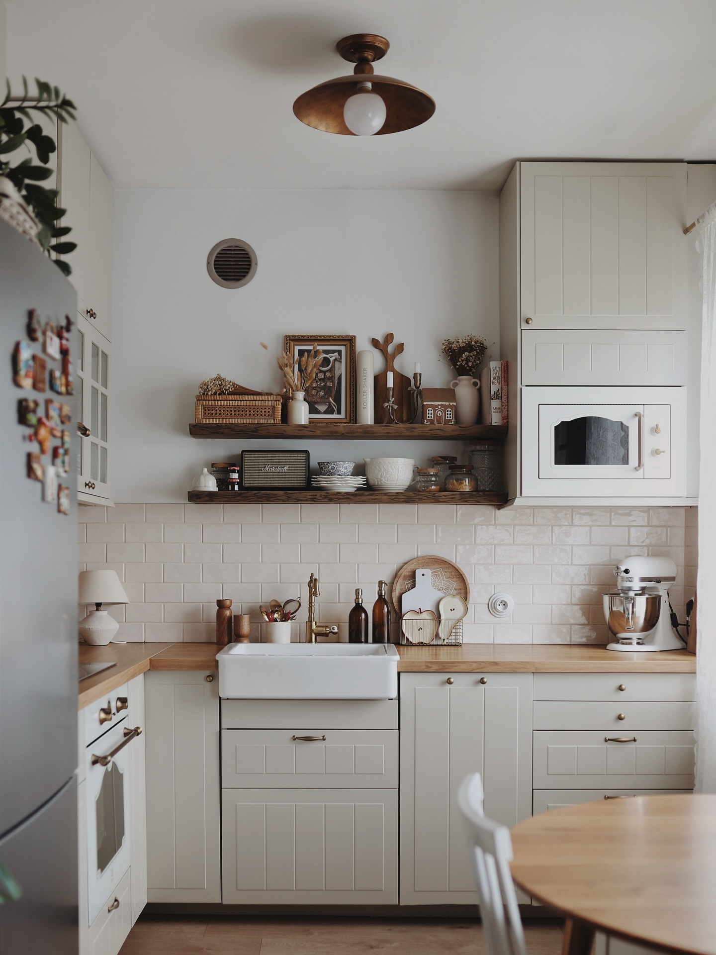 35. Warm Rustic Elegance In a Compact Culinary Haven