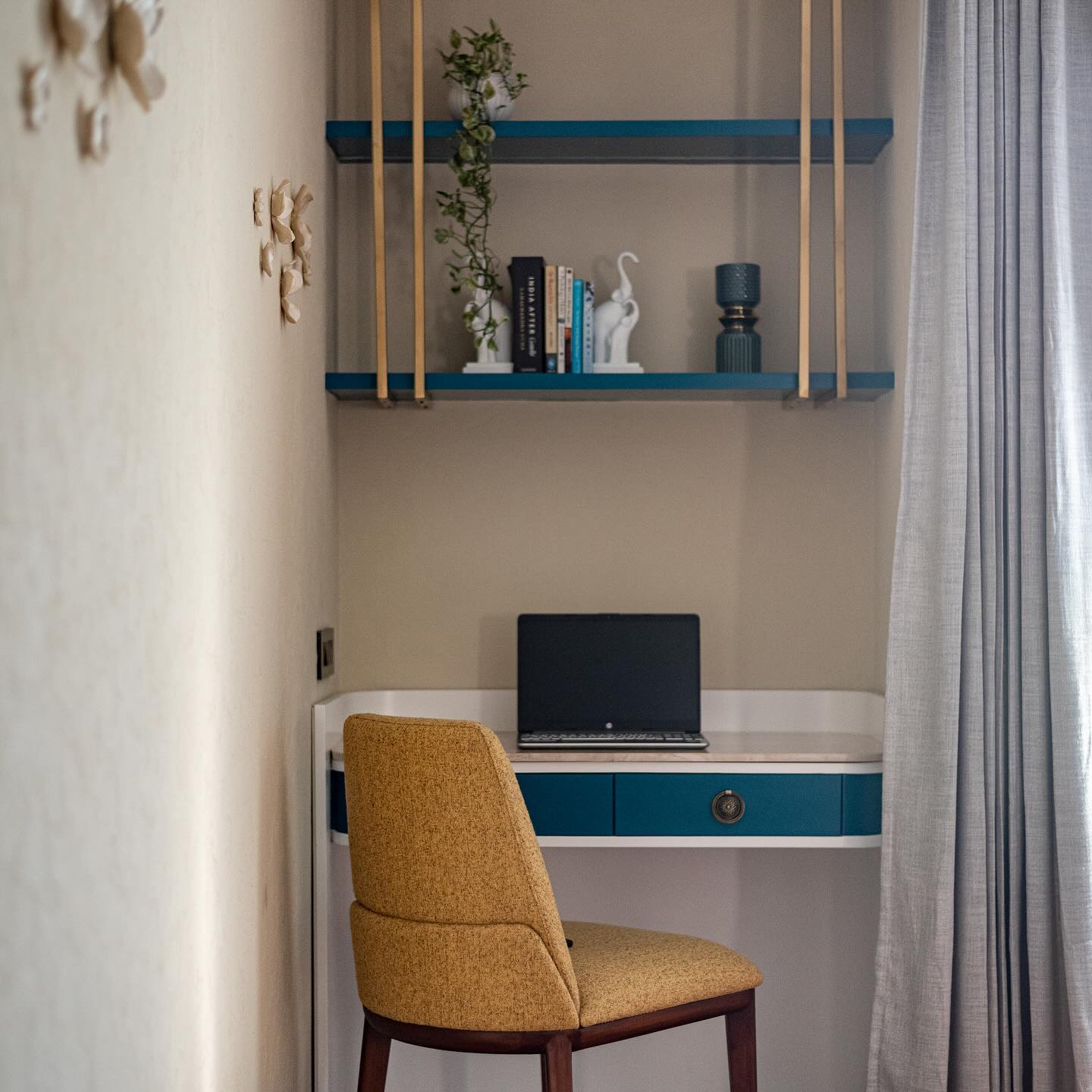 3. Whimsical Minimalism: a Study Nook to Spark Creativity