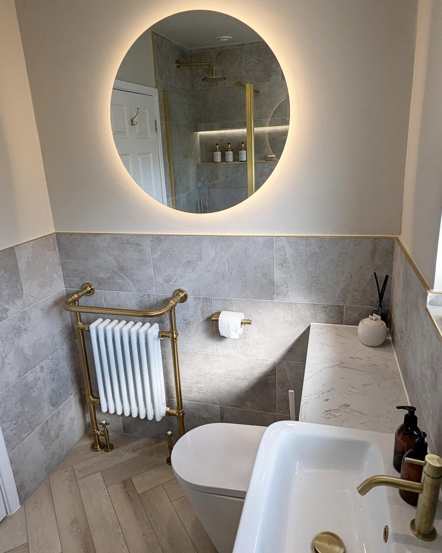 38. Sculpted Serenity: the Art Of Modern Minimalism In Neutral Bathrooms