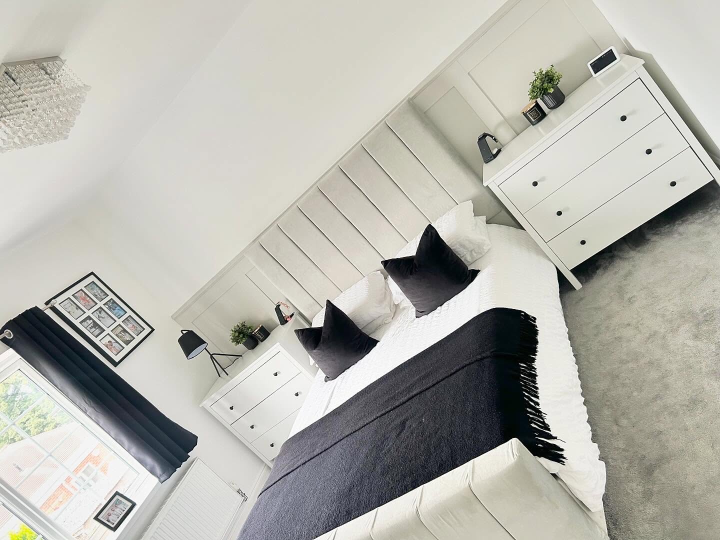 8. Meets Modern Minimalism