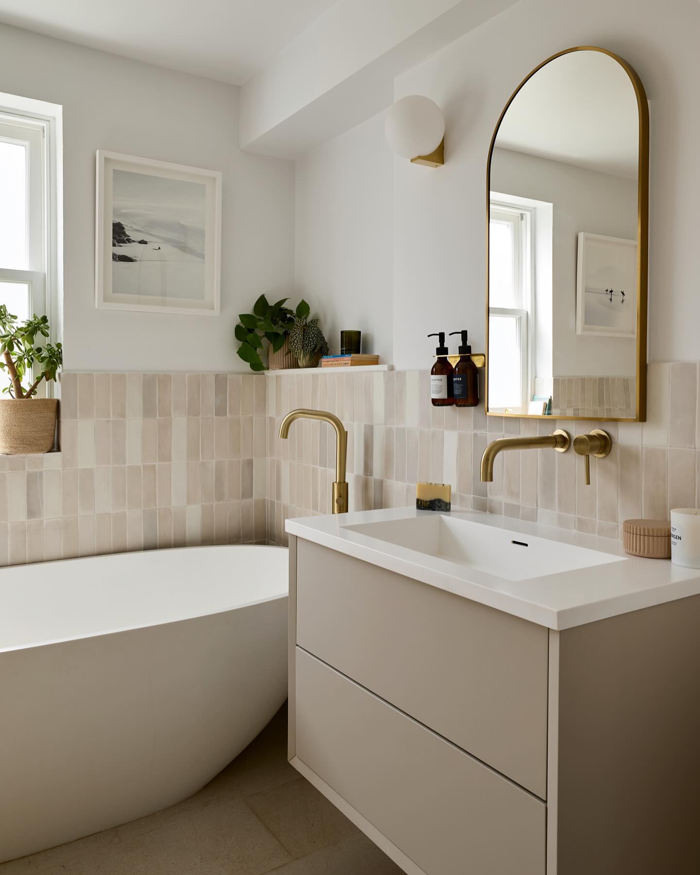 36. Whispers Of Elegance: a Minimalist Retreat In Soft Neutrals