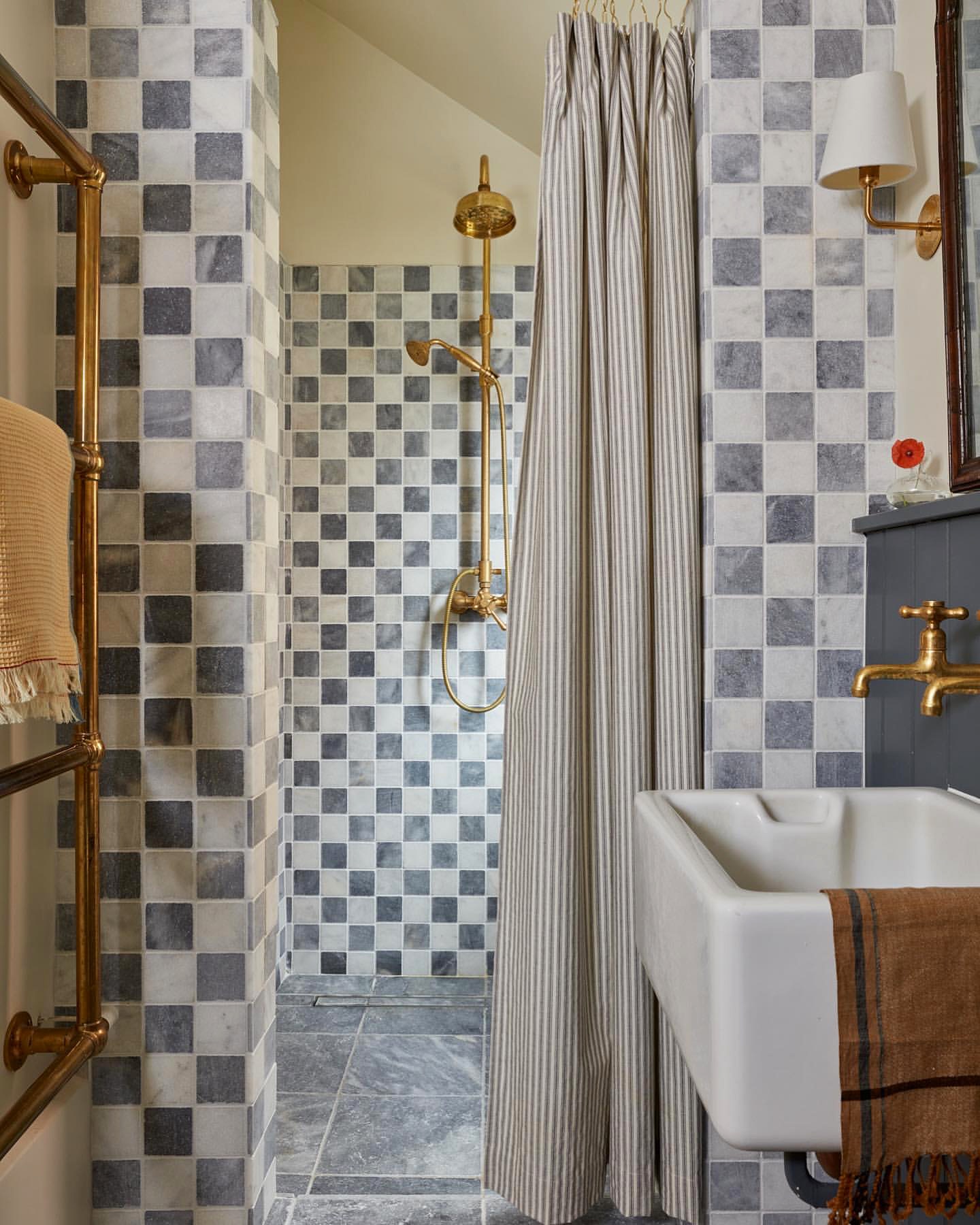 13. Golden Elegance Meets Checkerboard Charm