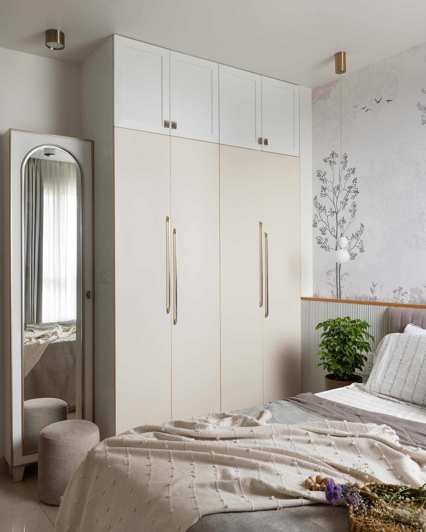 46. Elevated Serenity: a Modern Twist on Cozy Guest Retreats