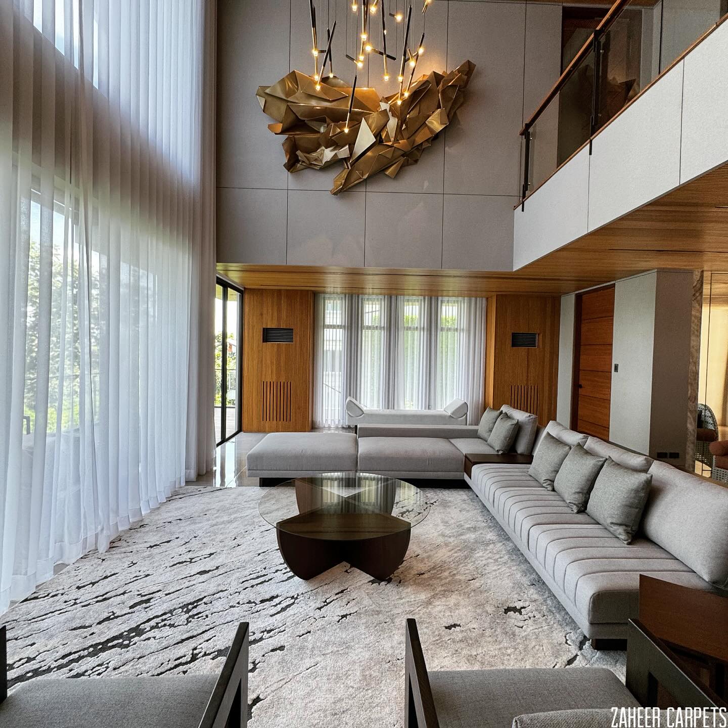 1. Sophisticated Serenity: Embracing Minimalism with a Striking Aesthetic