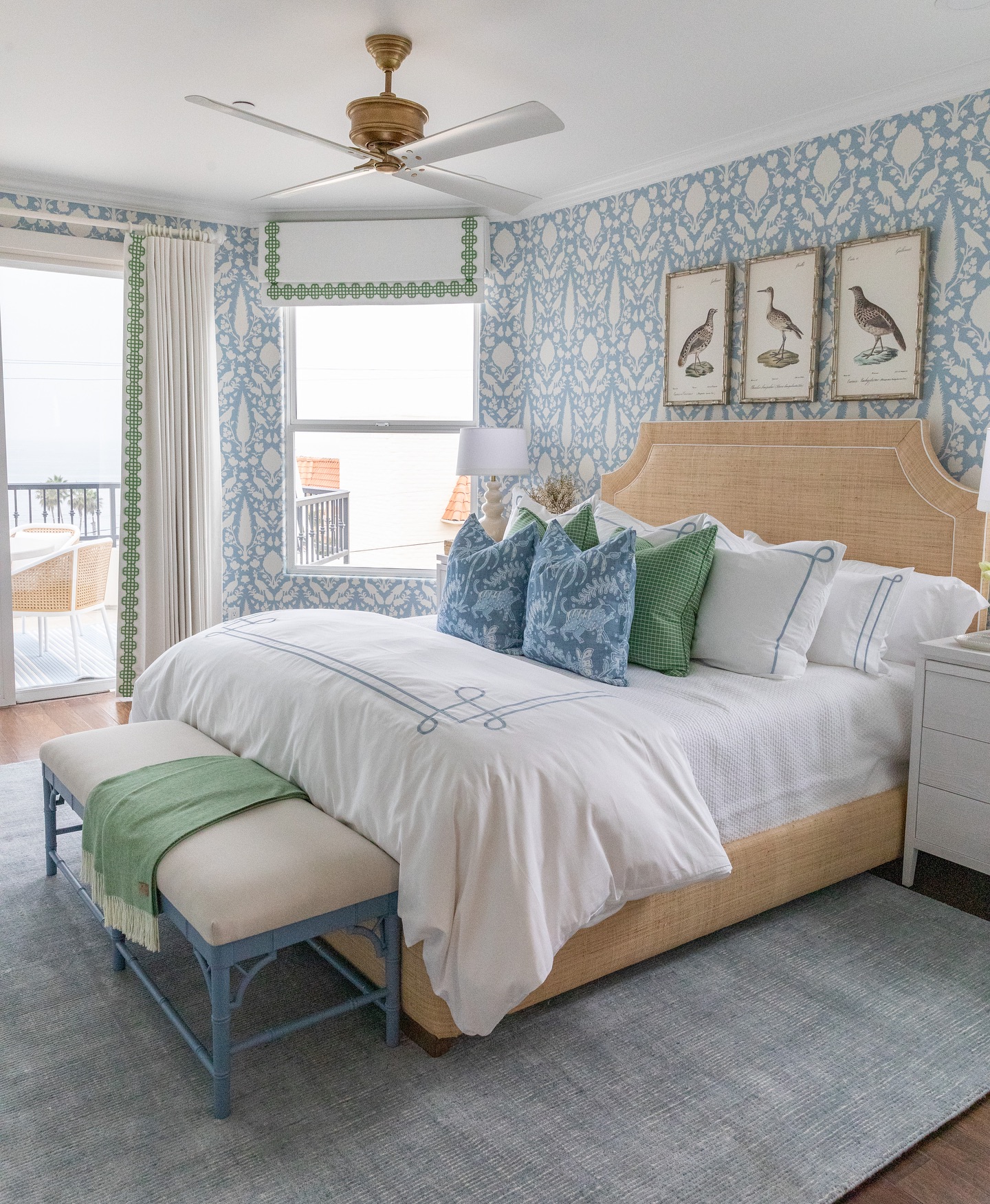 24. the Seaside Serenity with a Canopy Of Driftwood and Macramé