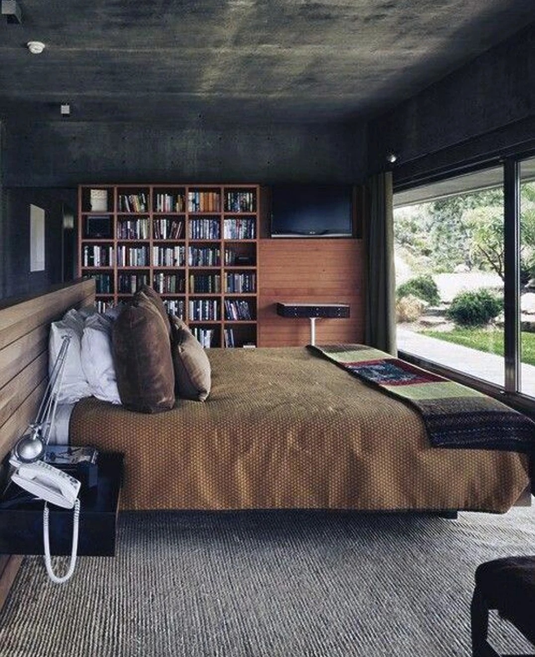 7. Masculine Minimalism with Industrial Edge: Exposed Brick and Metal Accents