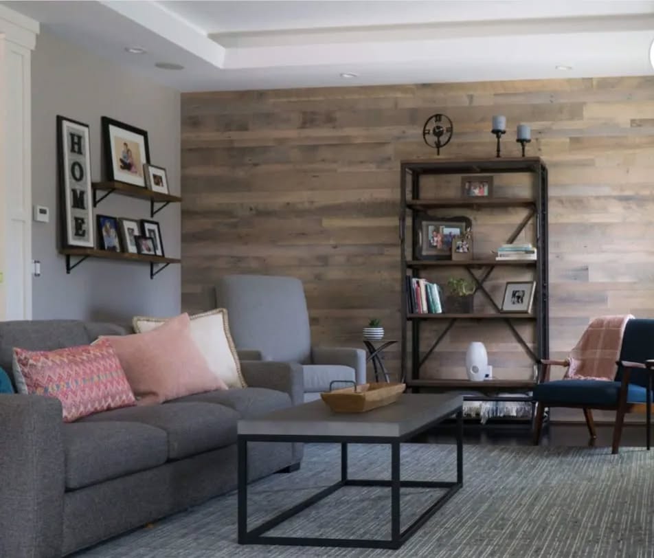 4. the Teal Ombre to White Transition Wall with Eclectic Shelf Display