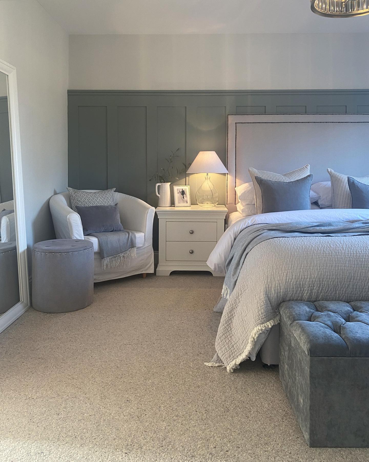 36. Moonlit Serenity: Silver Accents and Geometric Patterns In a Cozy Grey Bedroom