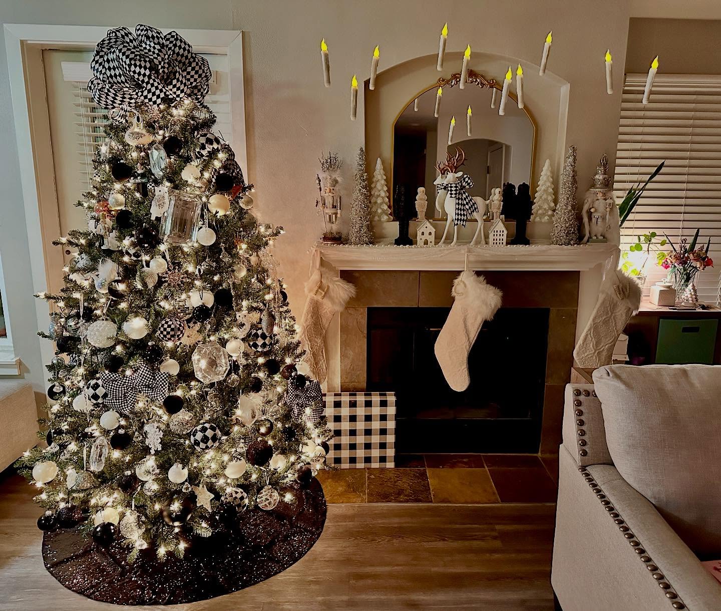 12. Midnight Frost on Vintage Lace: a Black and White Christmas Ornament Display