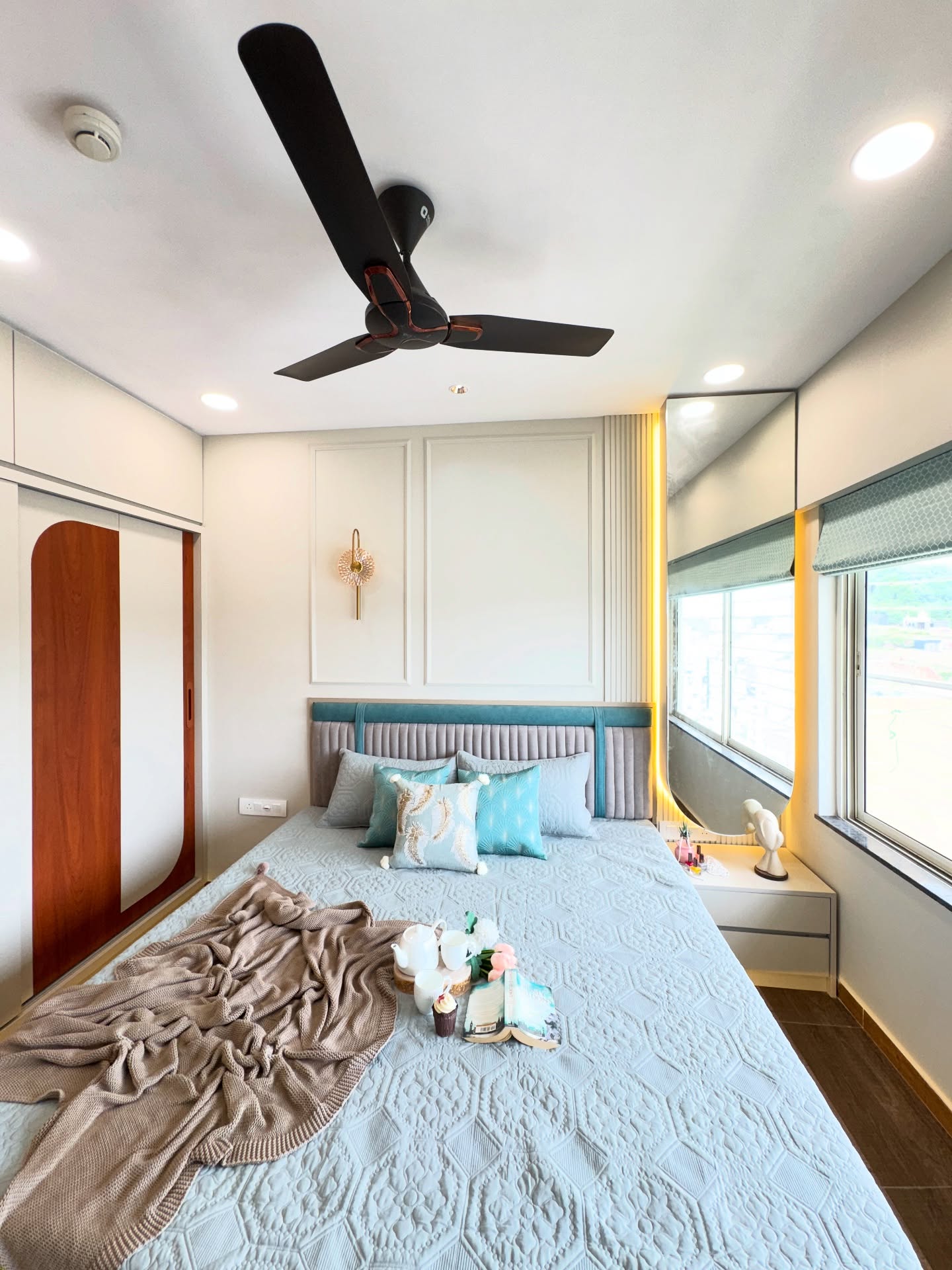 6. Moonlit Serenity: Silver Accents and Geometric Shadows In a Master Retreat