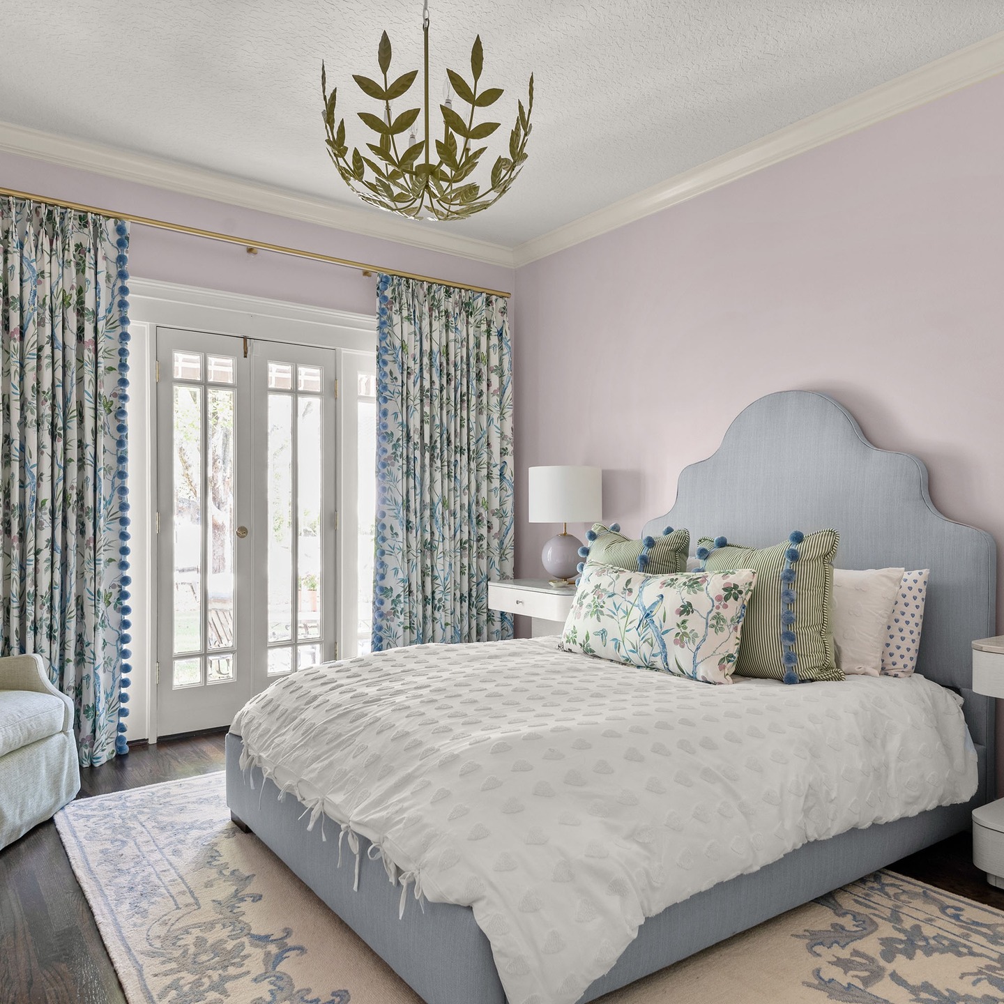 41. a Canopy Of Lace and Lavender: the Dreamy Small Bedroom Retreat