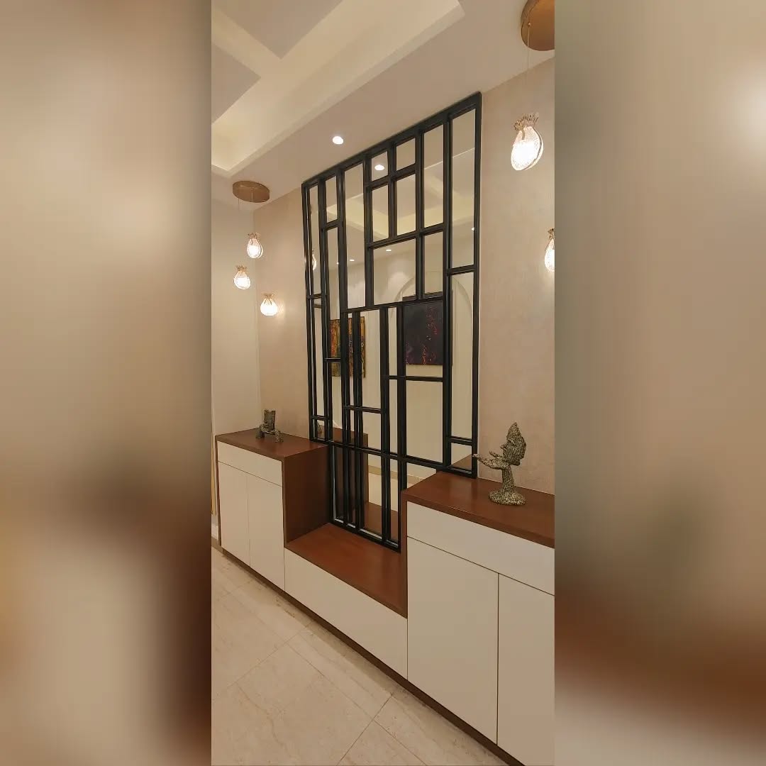 16. Intricate Geometric Reflections on a Faceted Mirror Mosaic