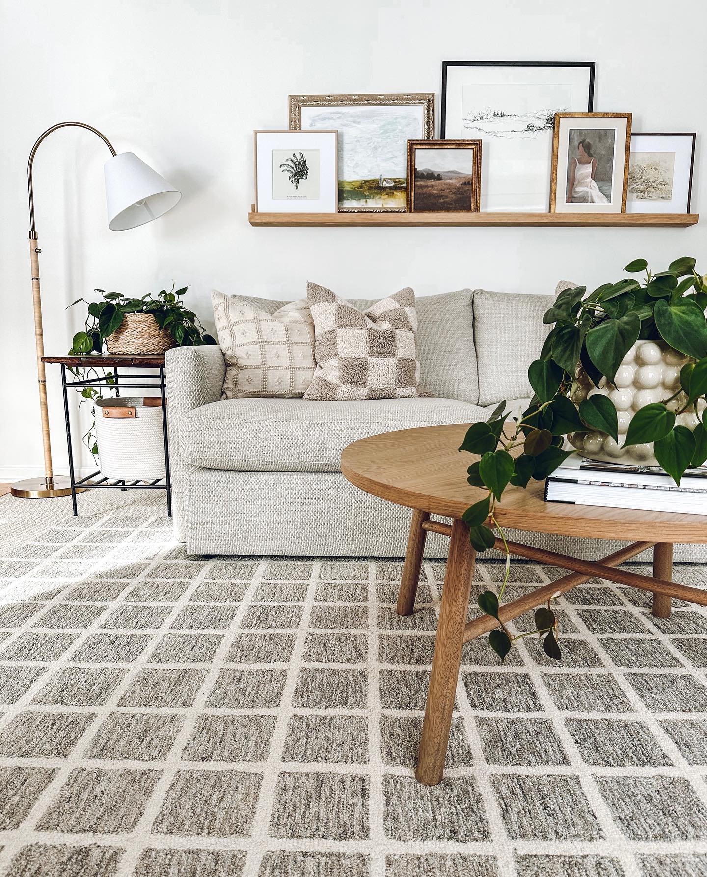 2. the Asymmetrical Driftwood Mobile and Geometric Vases Display