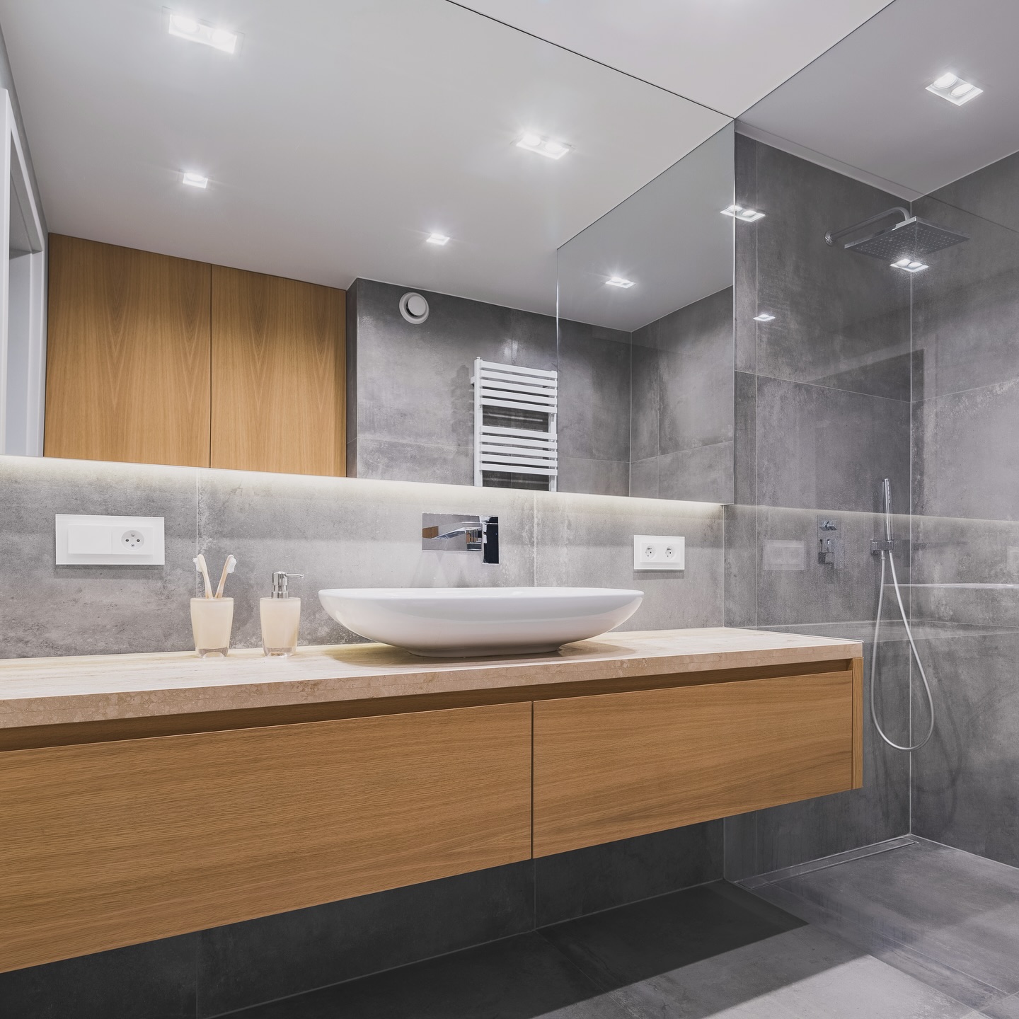 19. Moonlit Marble Elegance with Asymmetrical Brass Accents