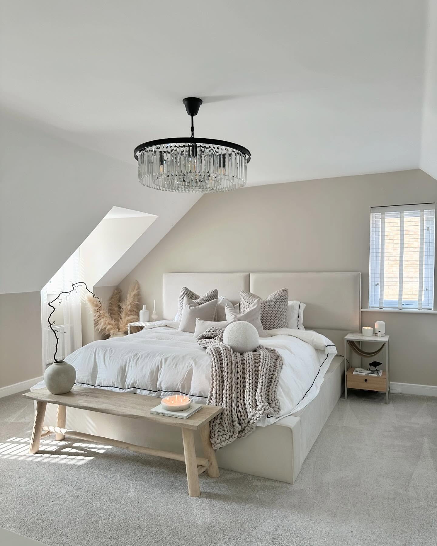 6. the Moonlit Whisper Of Driftwood and Linen In a Bedroom Nook