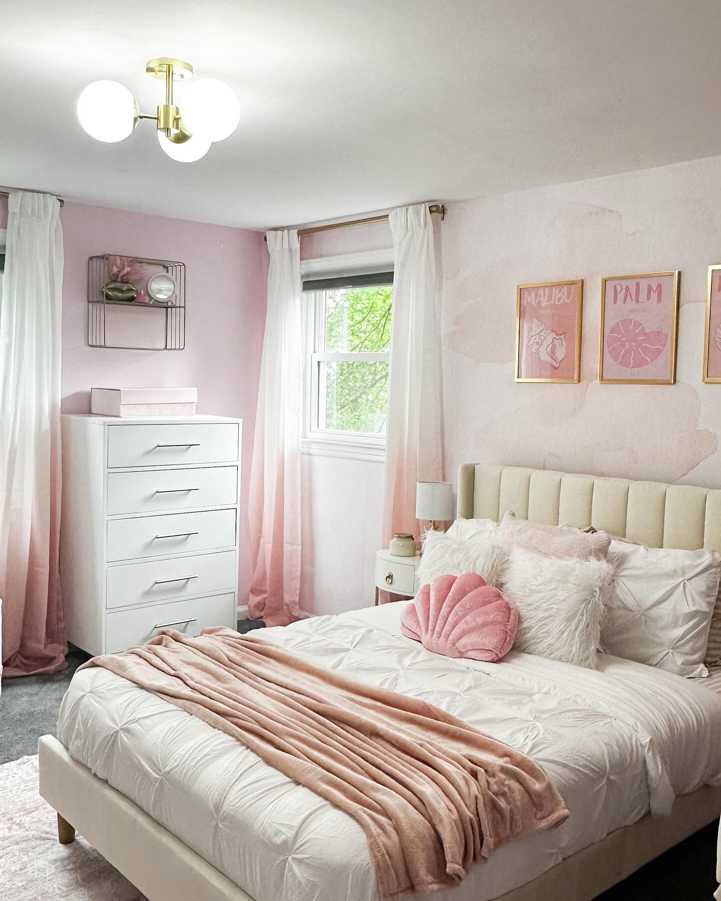 27. Pink Velvet Dreamland with Golden Accents and Heart-shaped Mirror