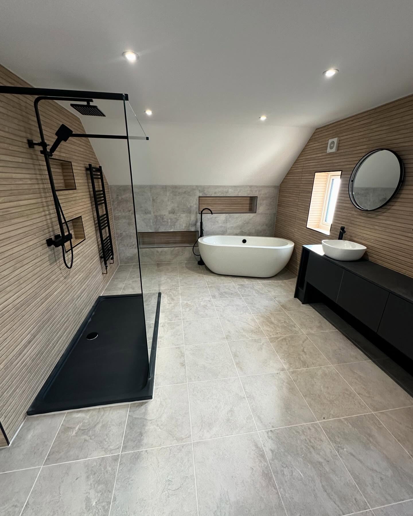 2. the Mosaic Marvel: a Bathroom with a Kaleidoscope Of Blue and Green Tiles