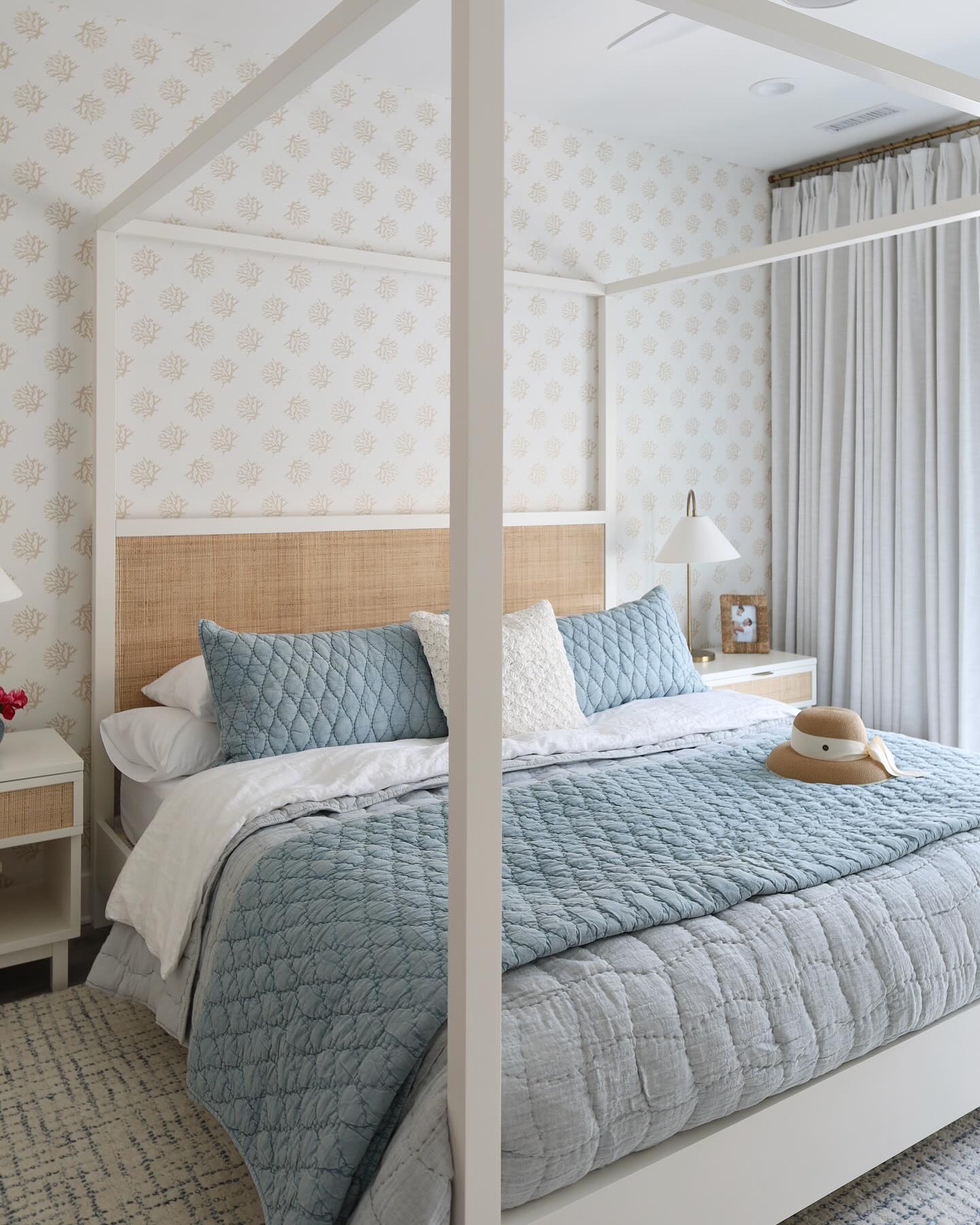 34. Coastal Serenity: Driftwood Canopy Bed with Woven Rope Accents