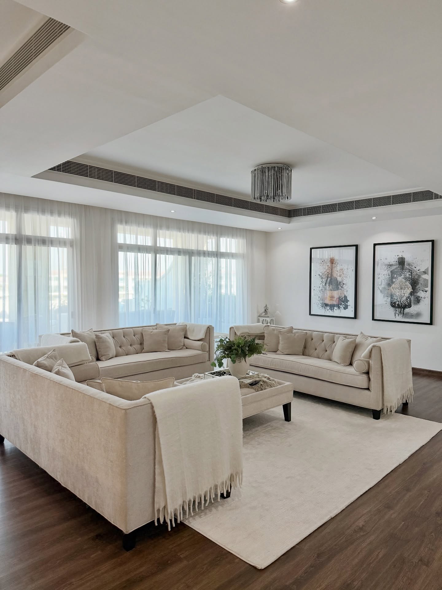 25. the Asymmetrical Vase and Geometric Cushion Fusion Living Room