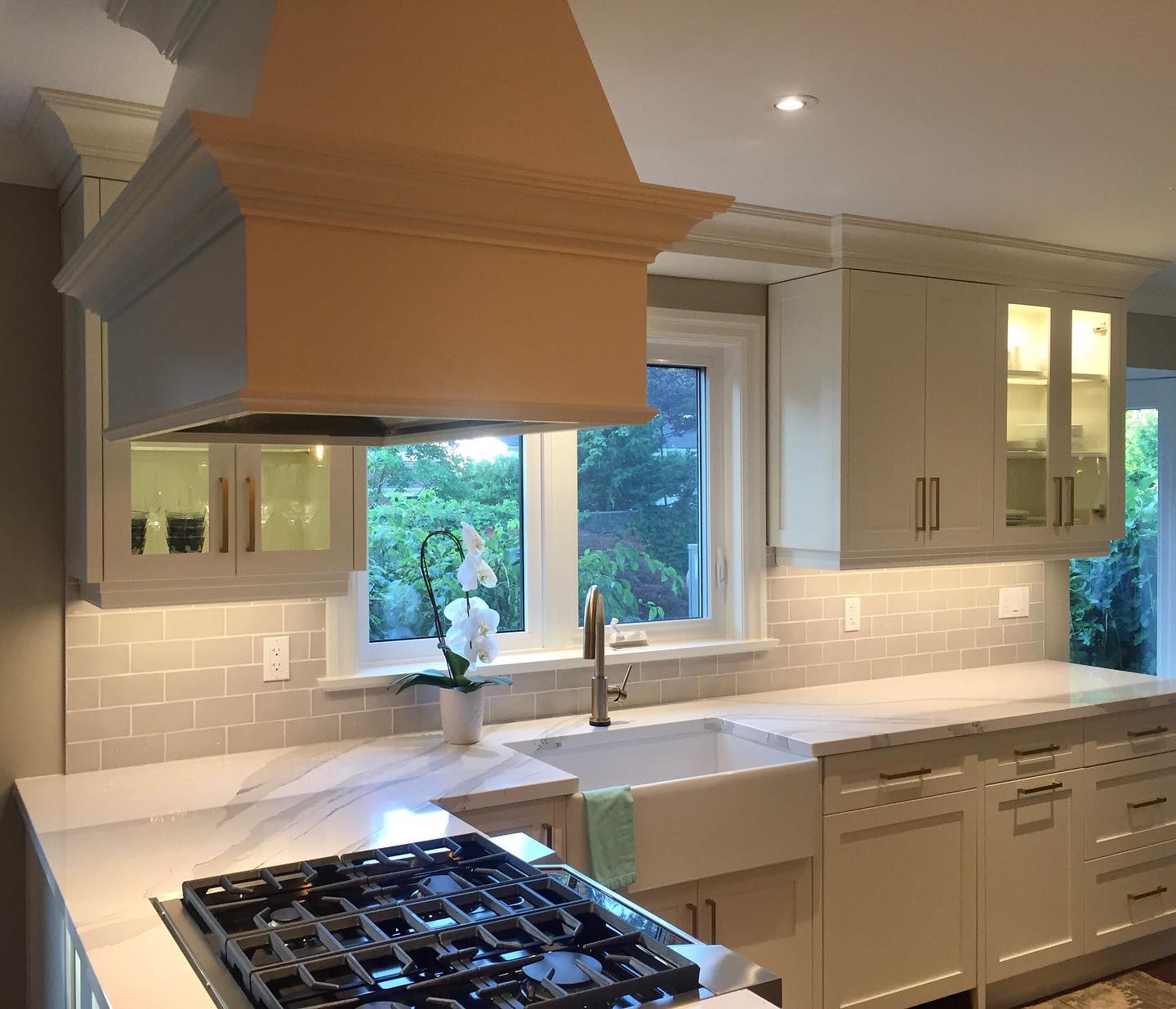 27. Verdant Vines and Geometric Granite: a Fusion Of Nature and Structure