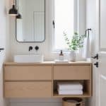 13 Must-Have Essentials for a Perfectly Inviting Guest Bathroom Experience